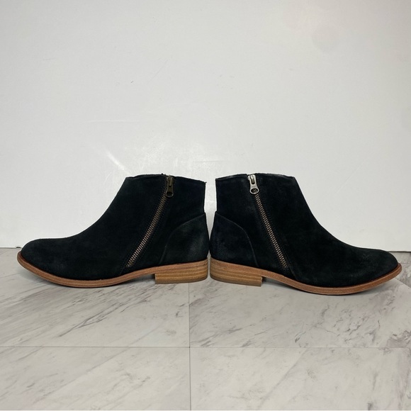 Kork Ease Riley Black Distressed Suede Bootie 7M - Picture 7 of 14